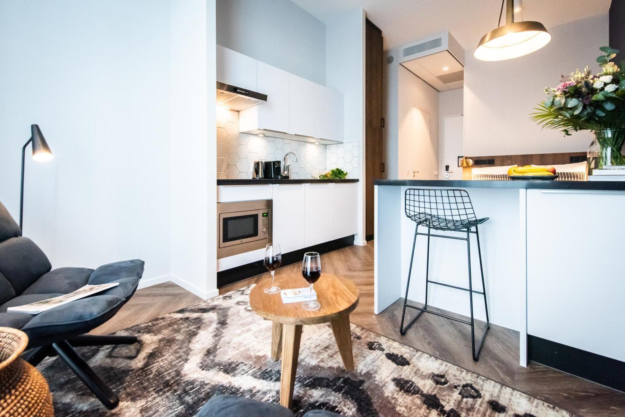 YAYS Amsterdam Docklands Aparthotel Exteriör bild